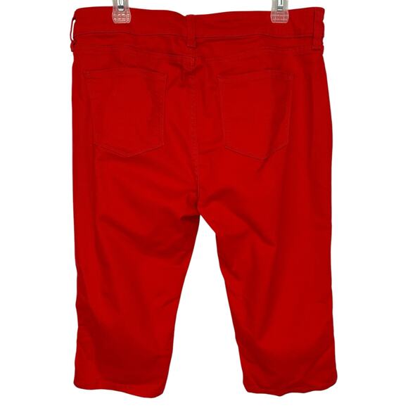 2/$15 St. John's Bay Slim Fit Capri Jeans Red Denim Cropped Petite Size 14P - Picture 4 of 6